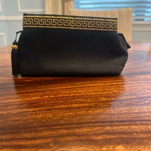 Gianni Versace Porfumi Black and Gold Clutch/ Makeup Bag w Tassel. Blk & Gold - Picture 11 of 11